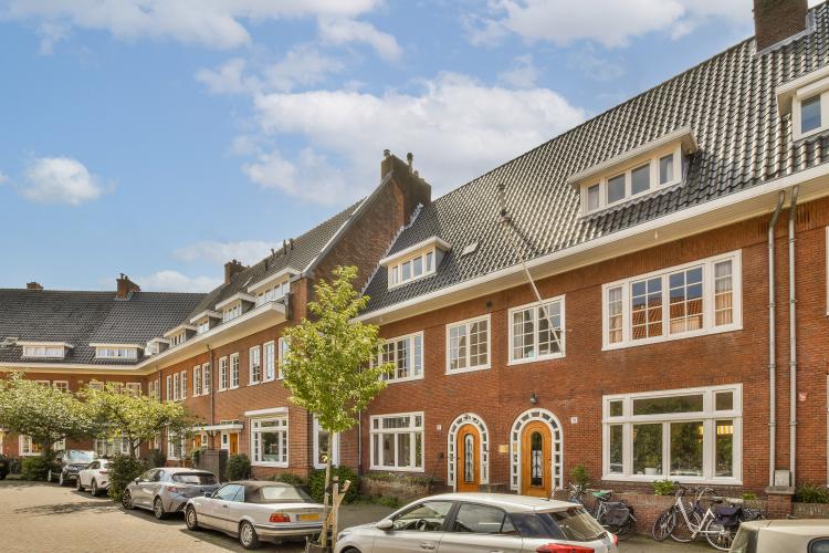 
    Chopinstraat 17 |Amsterdam

