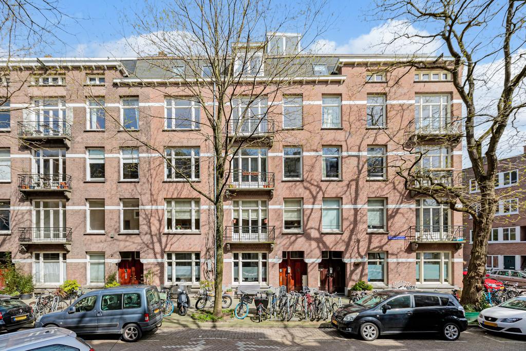 AMSTERDAM Maarten Harpertszoon Trompstraat 34-3