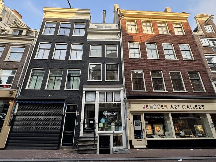 
    Nieuwe Spiegelstraat 46 H|Amsterdam
