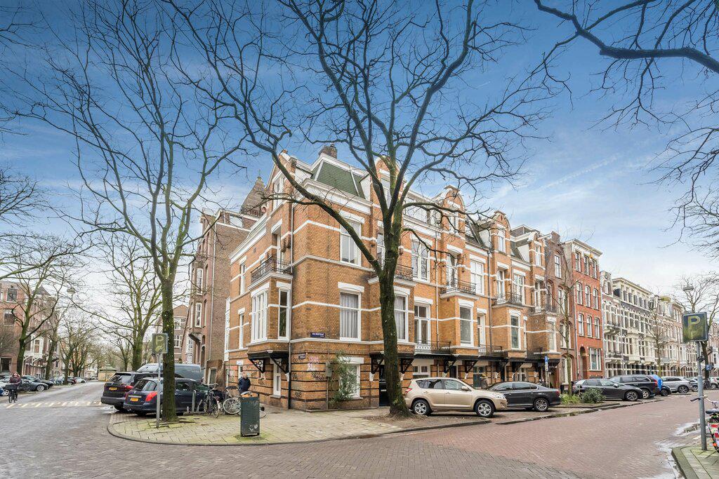 AMSTERDAM Van Breestraat 73 D