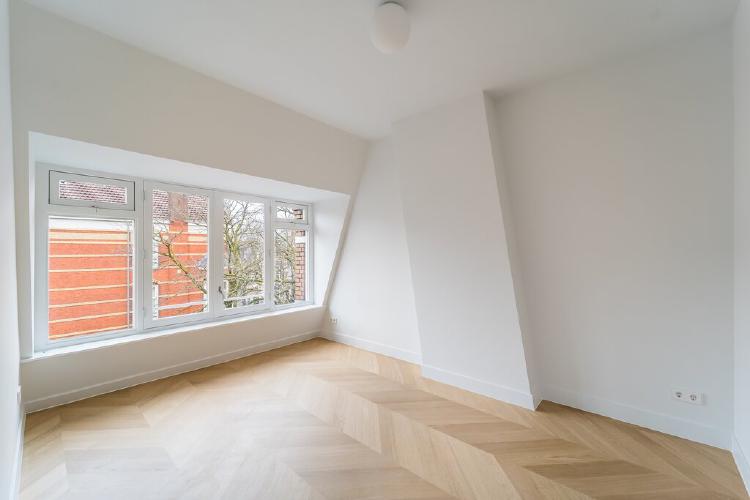 
    <nil><span>|</span>
image 6
