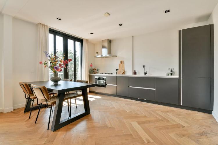 
    Admiraal De Ruijterweg 289-3|Amsterdam
