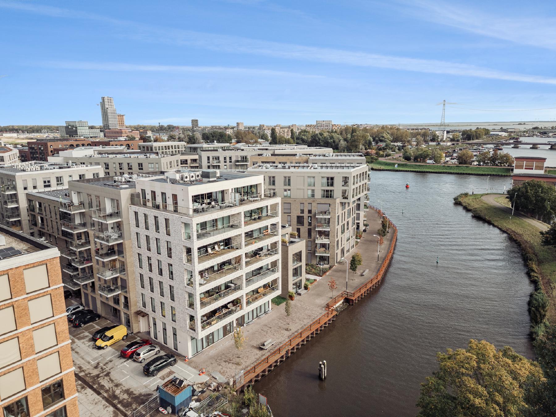 AMSTERDAM Nieuwevaartweg 61 image 39