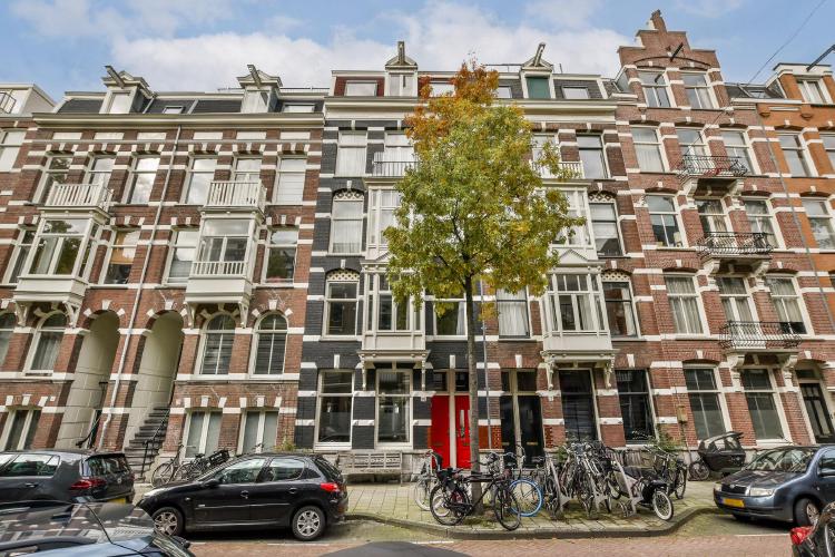 
    Derde Helmersstraat 76 H|Amsterdam
