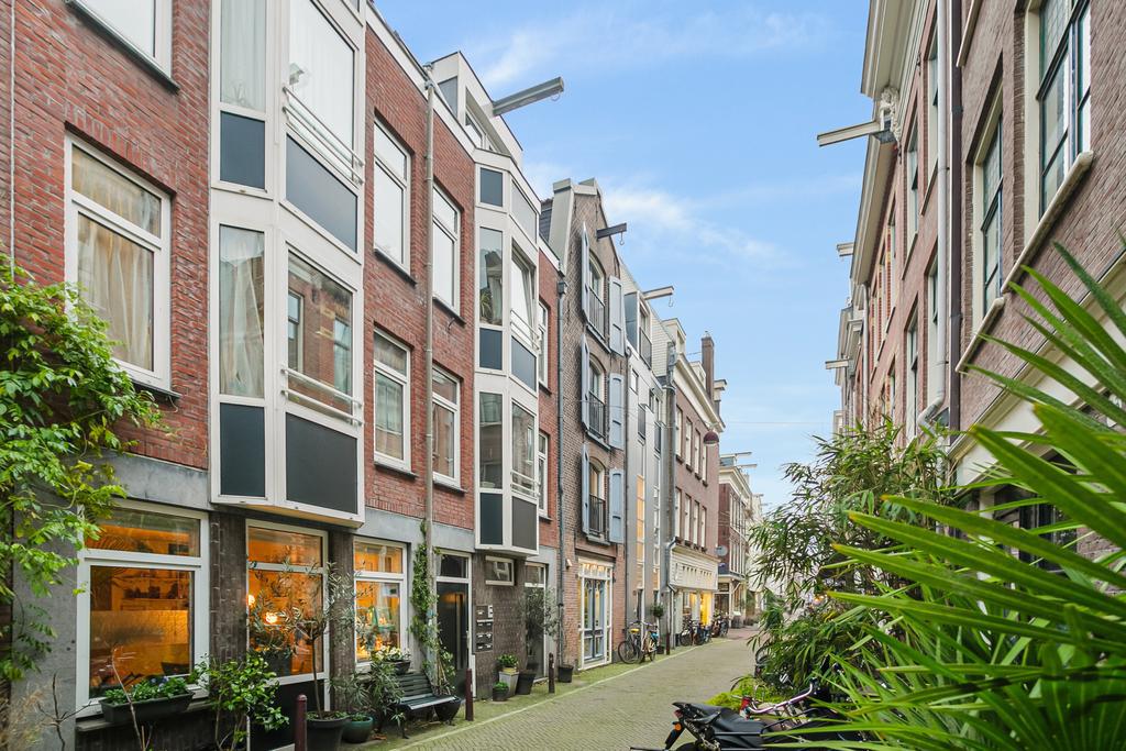 AMSTERDAM Egelantiersstraat 134 C