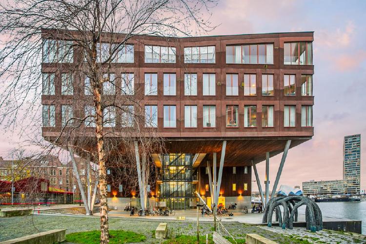 
    Barentszplein 8 A|Amsterdam
