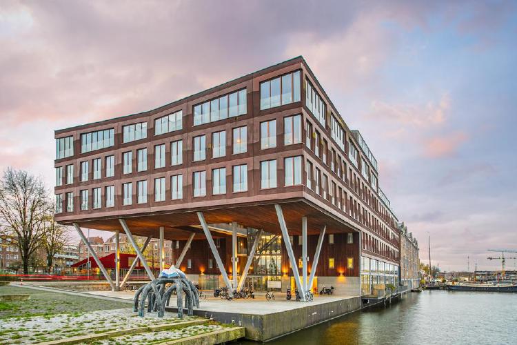 
    Barentszplein 8 A|Amsterdam
