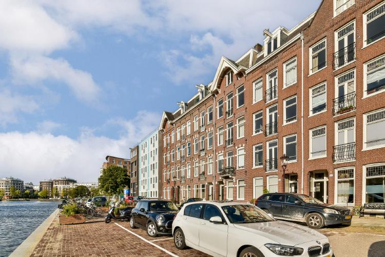 
    Jacob Catskade 52-3|Amsterdam

