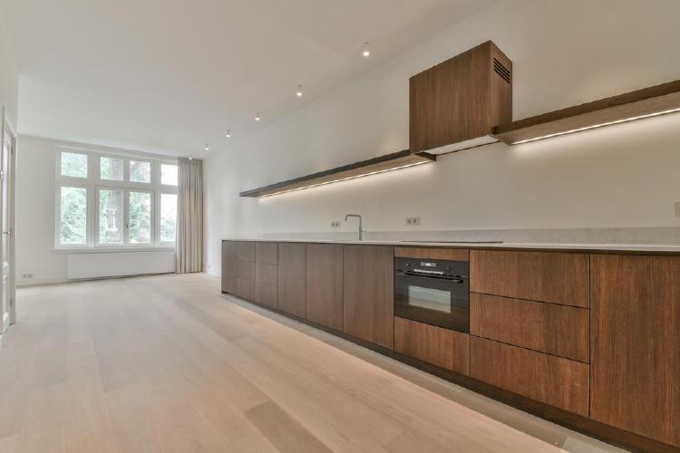 
    Huidenstraat 15-1|Amsterdam
