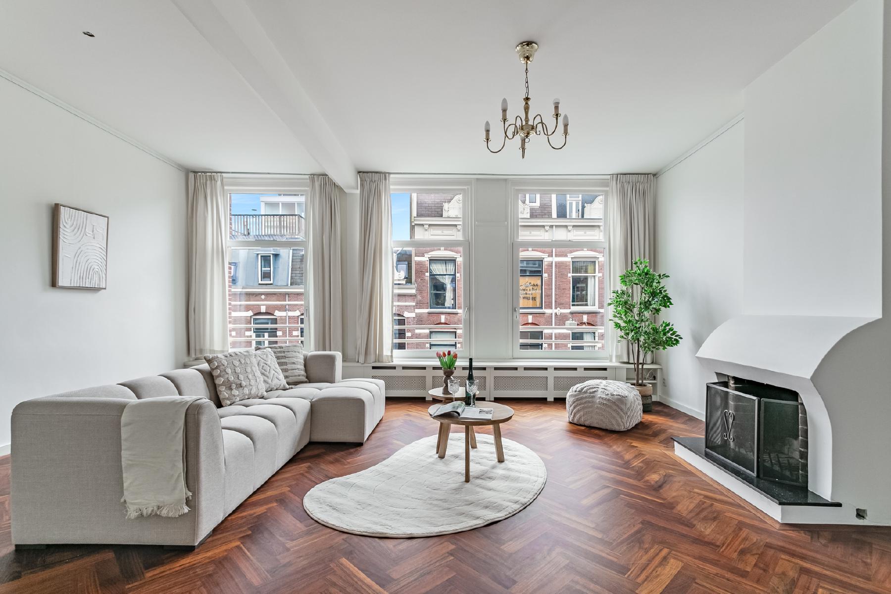 AMSTERDAM Van Eeghenstraat 18-2image 9