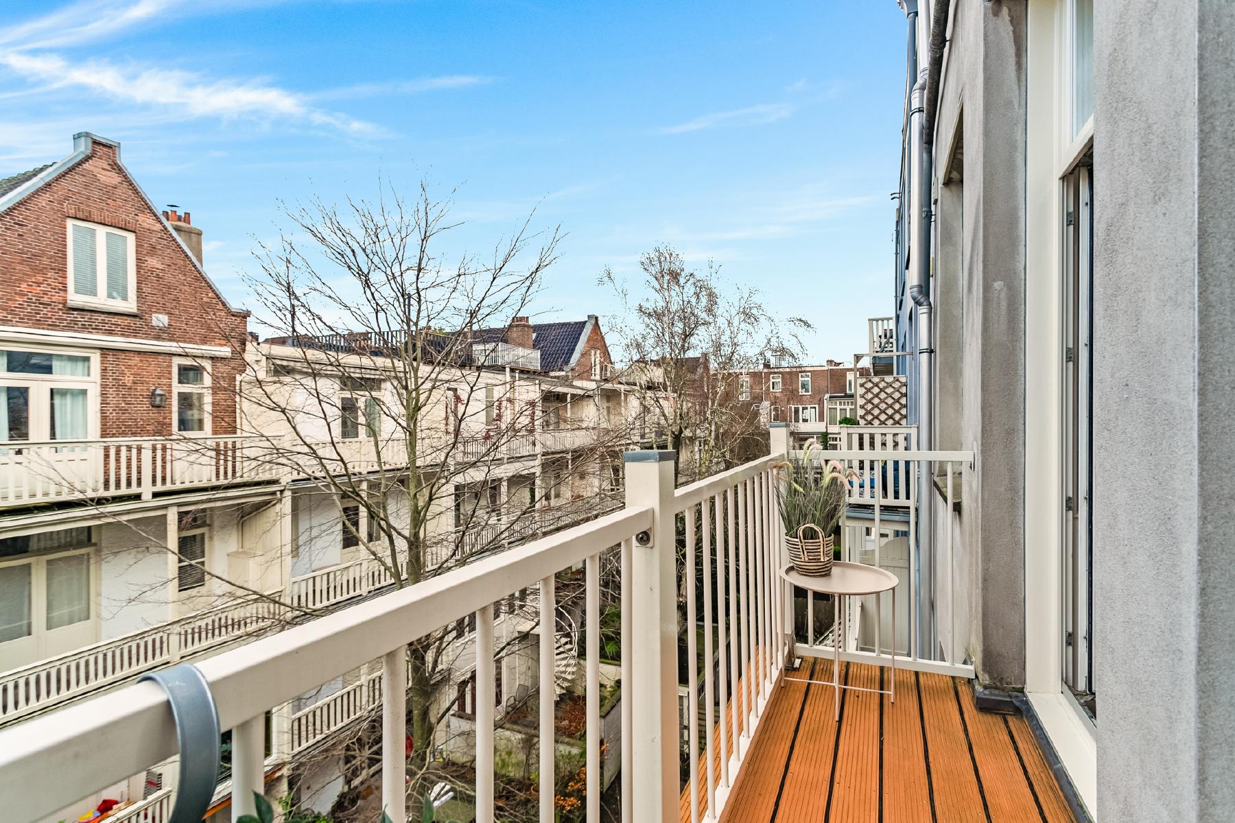 AMSTERDAM Van Eeghenstraat 18-2image 17