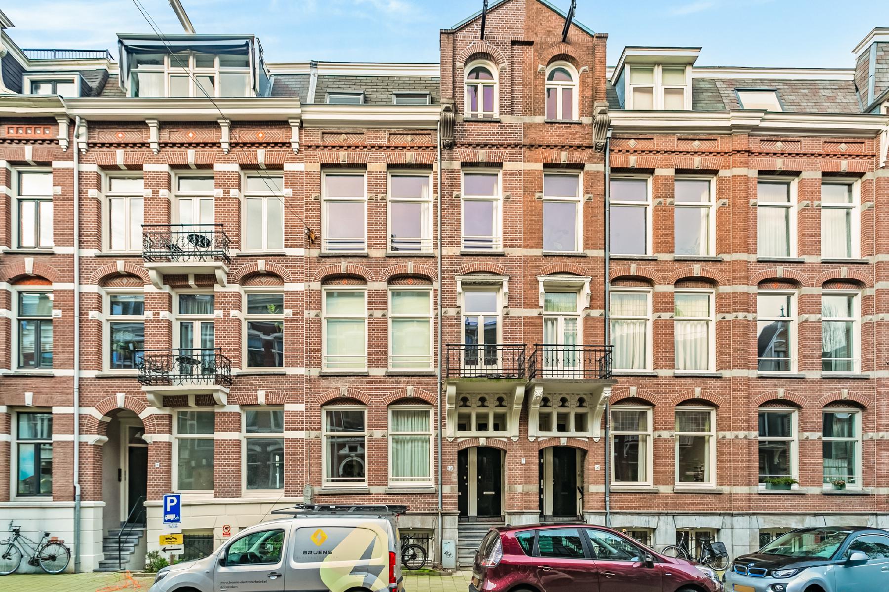 AMSTERDAM Van Eeghenstraat 18-2image 36