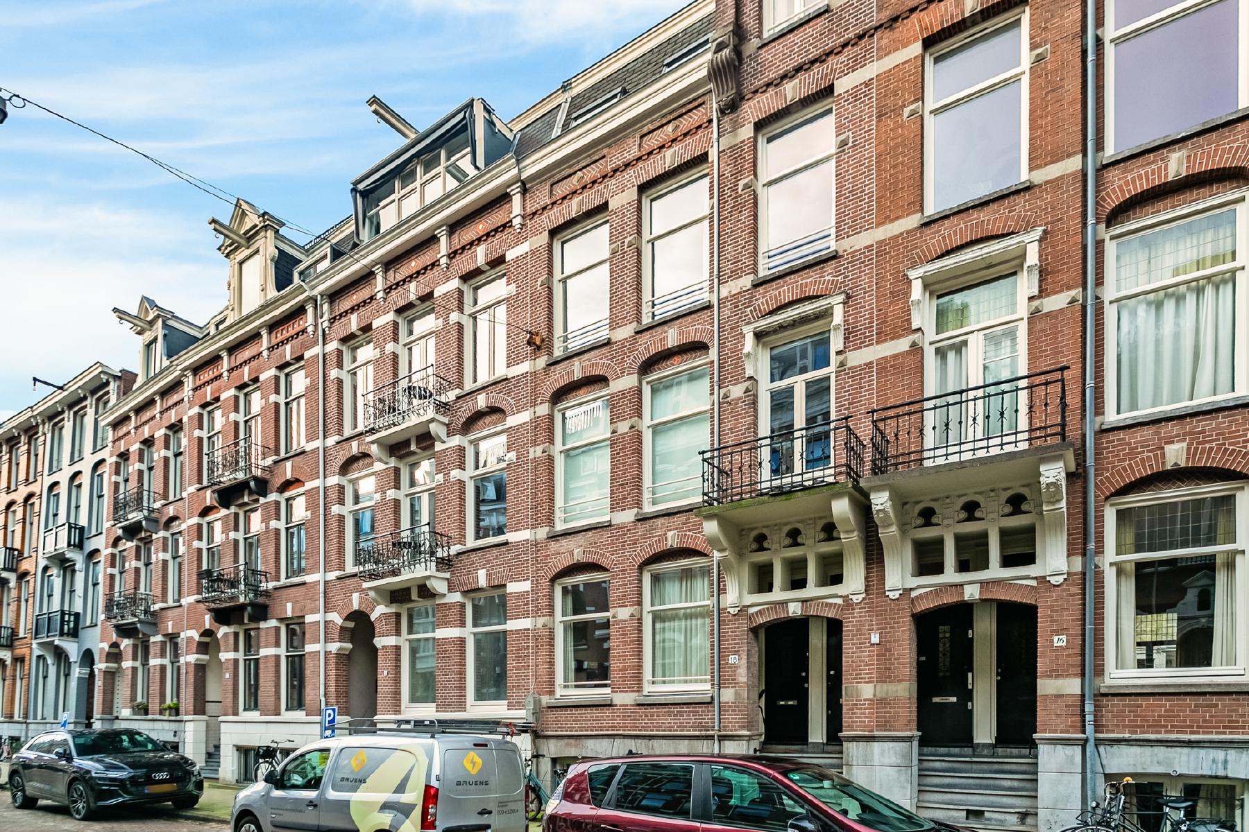AMSTERDAM Van Eeghenstraat 18-2image 48