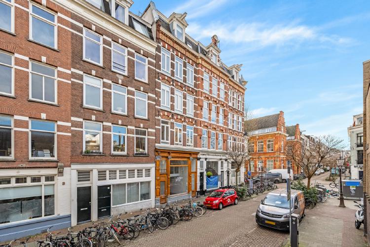 
    Gerard Doustraat 226 H|Amsterdam
