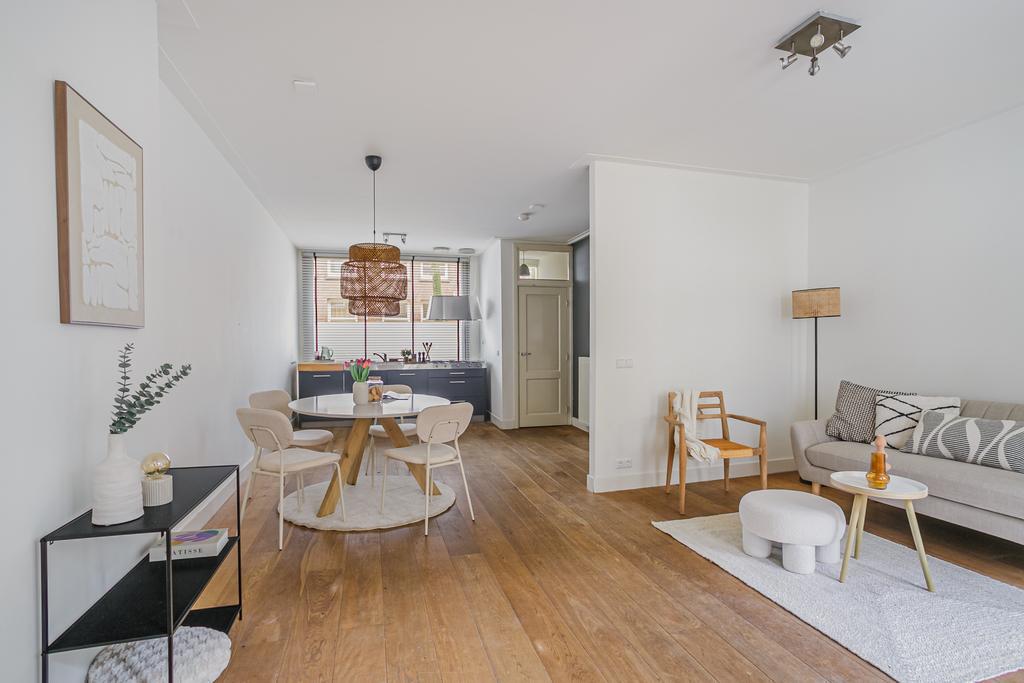 AMSTERDAM Van Ostadestraat 284 H