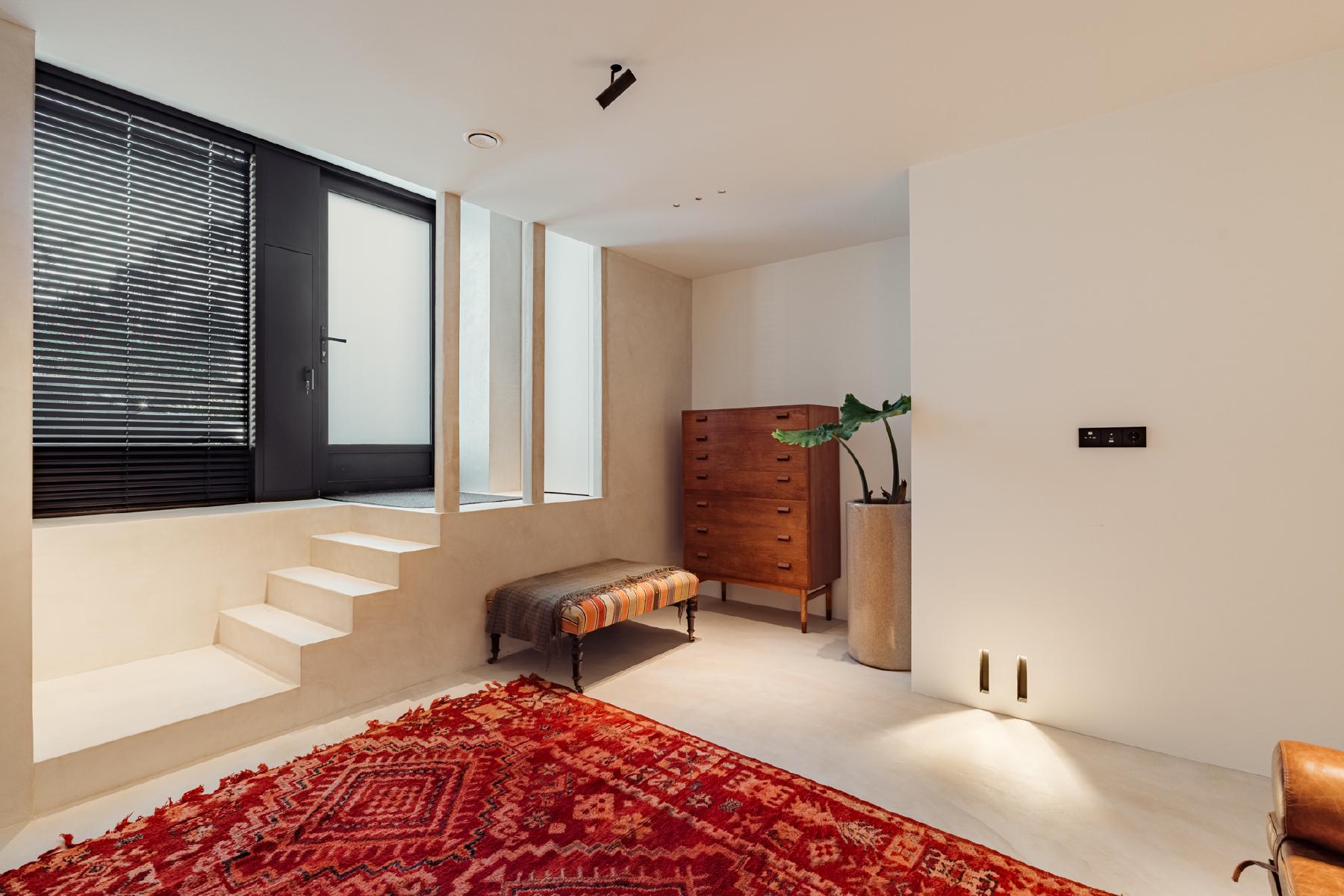 AMSTERDAM Hondecoeterstraat 14 Aimage 26