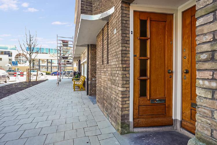 
    Newtonstraat 5-1|Amsterdam
