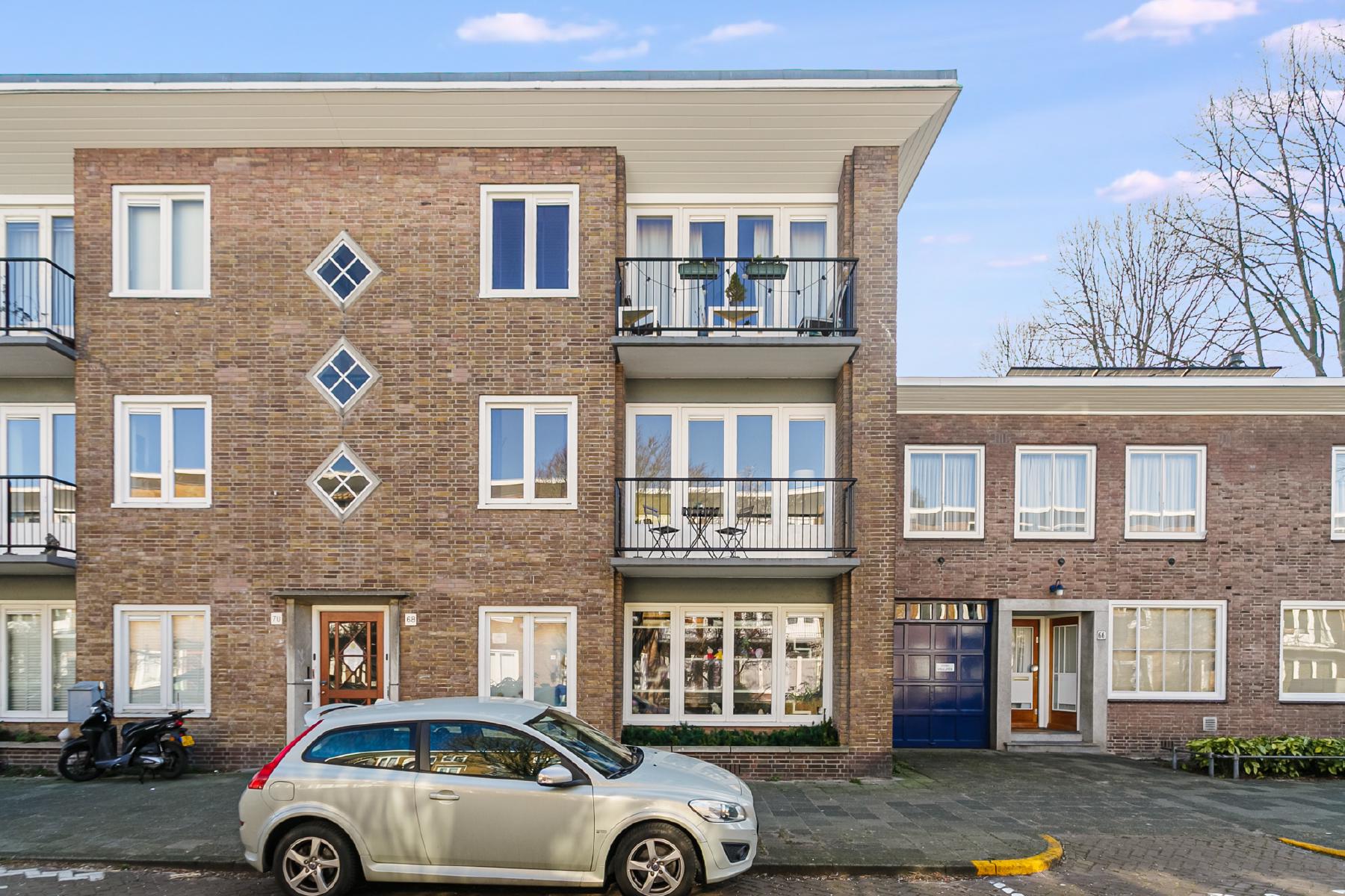 AMSTERDAM Helmholtzstraat 68-1image 2