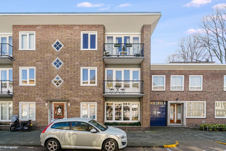 
    Helmholtzstraat 68-1|Amsterdam
