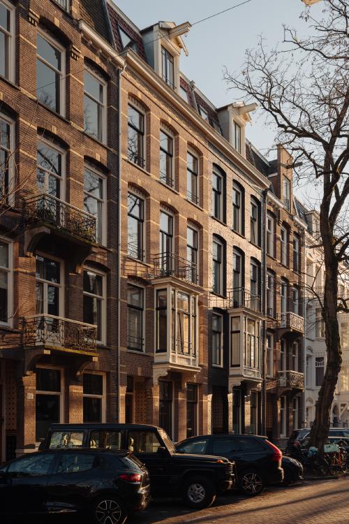 
    Van Breestraat 183 A|Amsterdam
