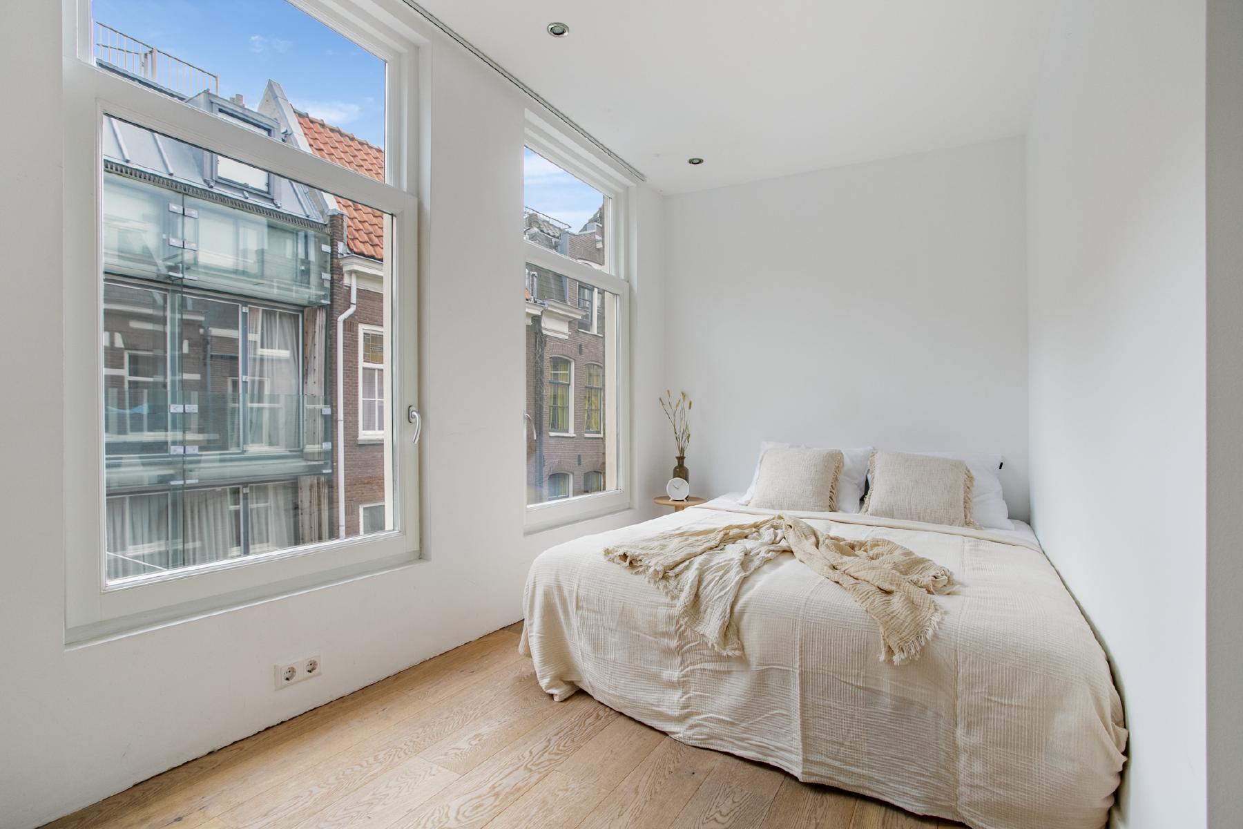 AMSTERDAM Eerste Goudsbloemdwarsstraat 6-1image 26