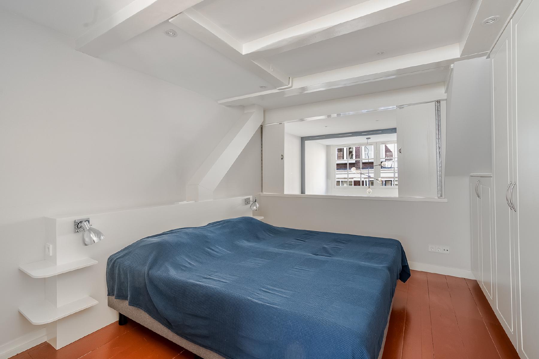 AMSTERDAM Utrechtsedwarsstraat 126 Himage 12