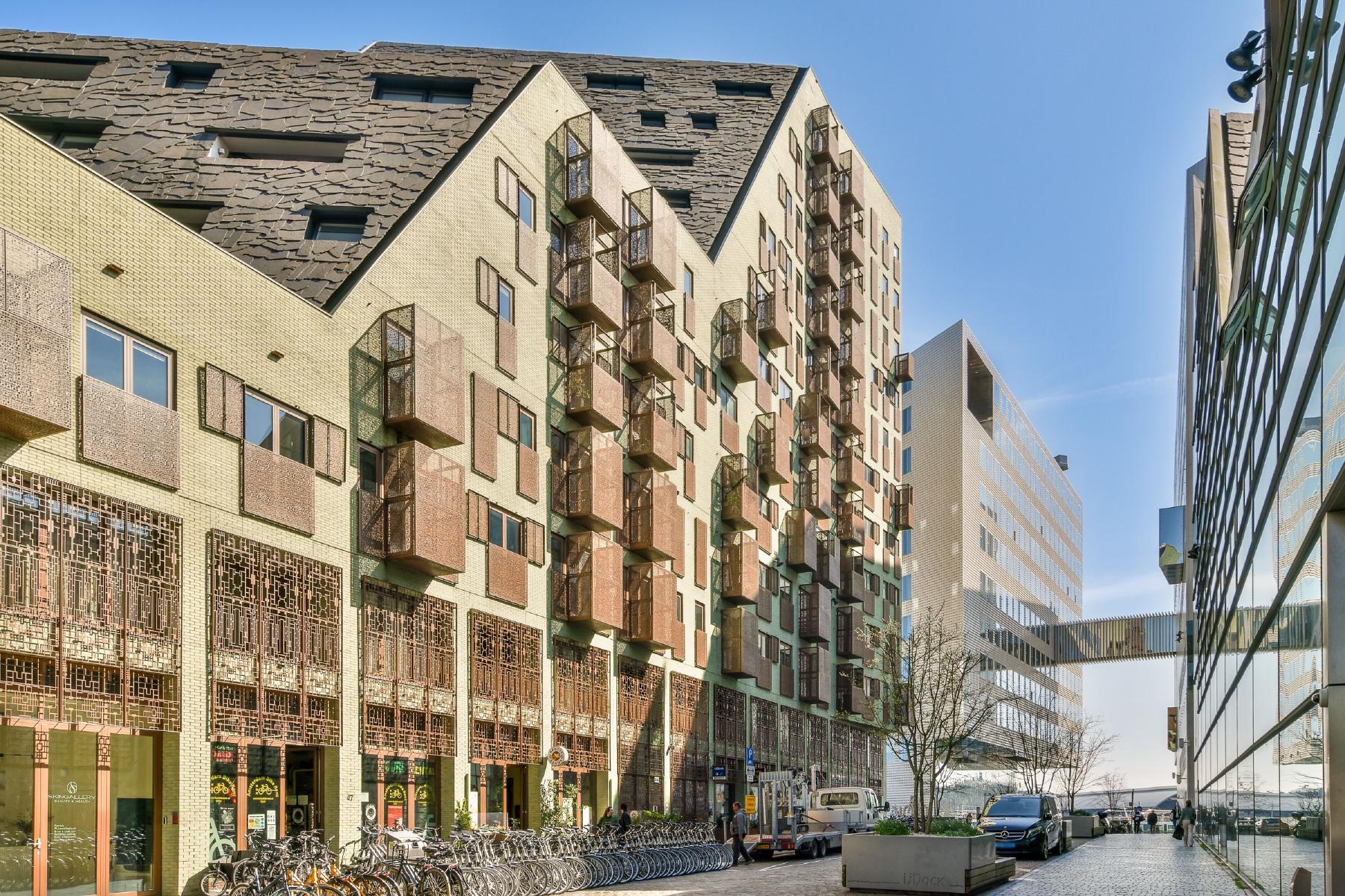 AMSTERDAM IJdok 103 image 26