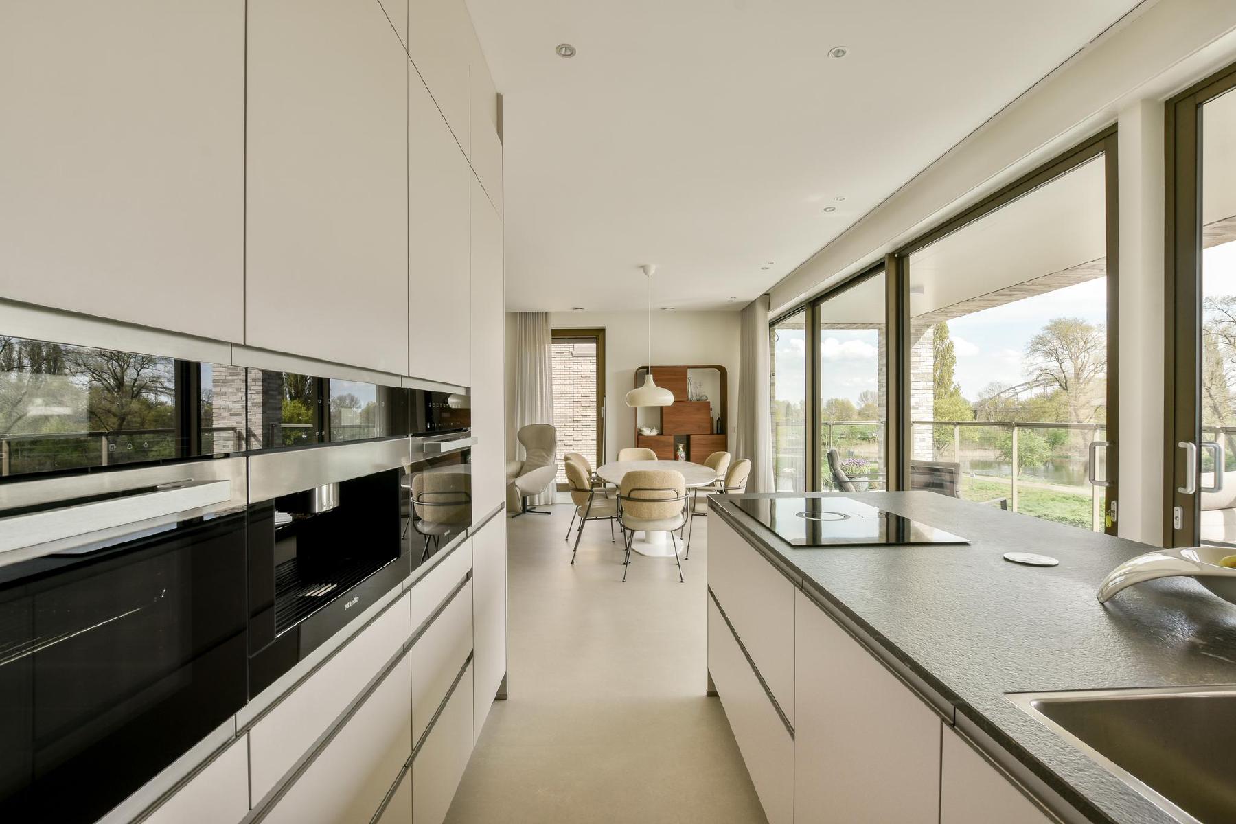 AMSTERDAM Nieuwevaartweg 47 image 6