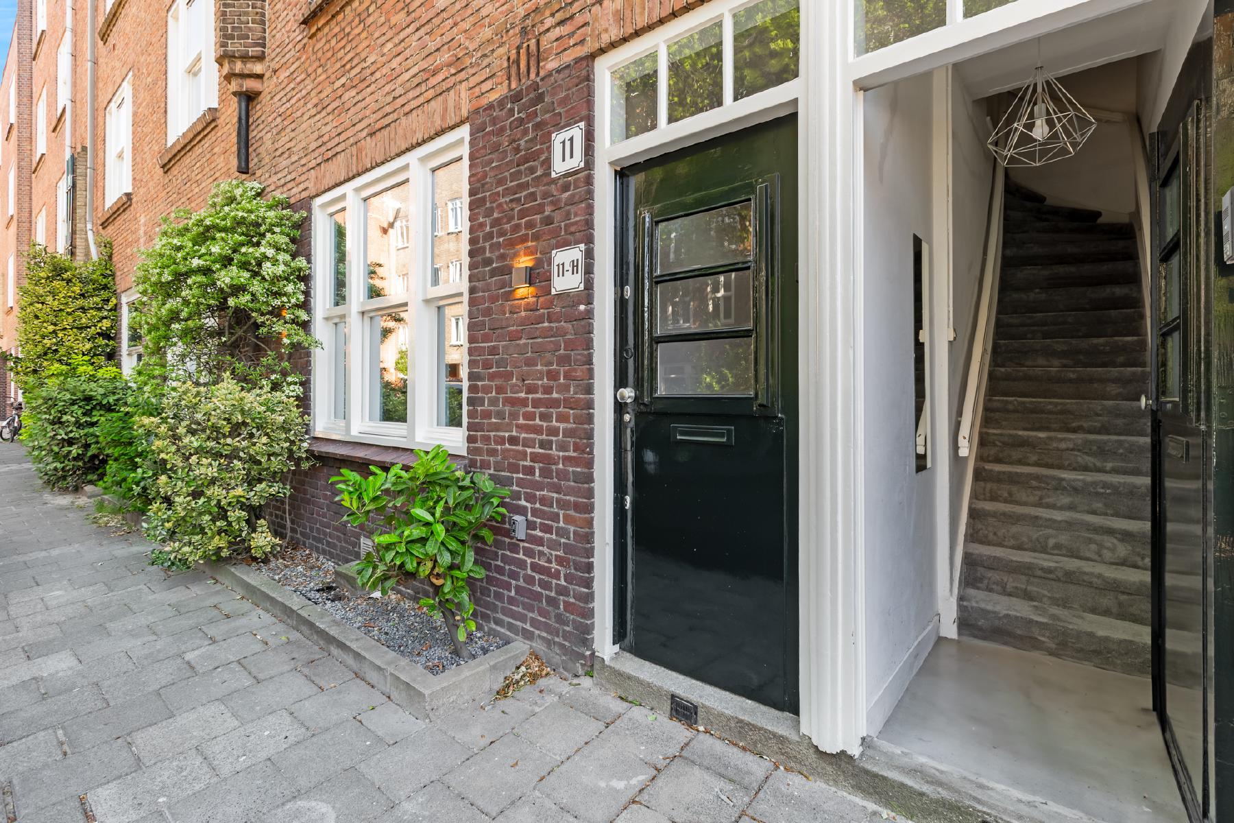 AMSTERDAM Uithoornstraat 11-1image 2