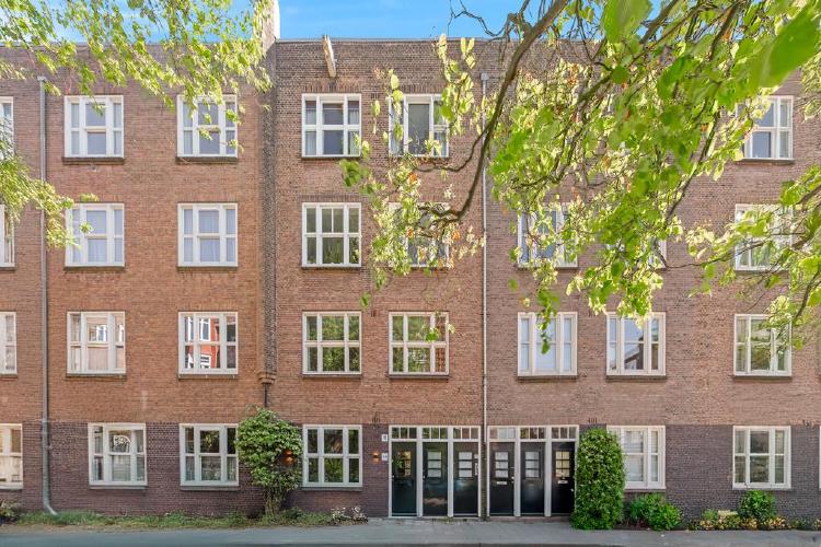 
    Uithoornstraat 11-1|Amsterdam
