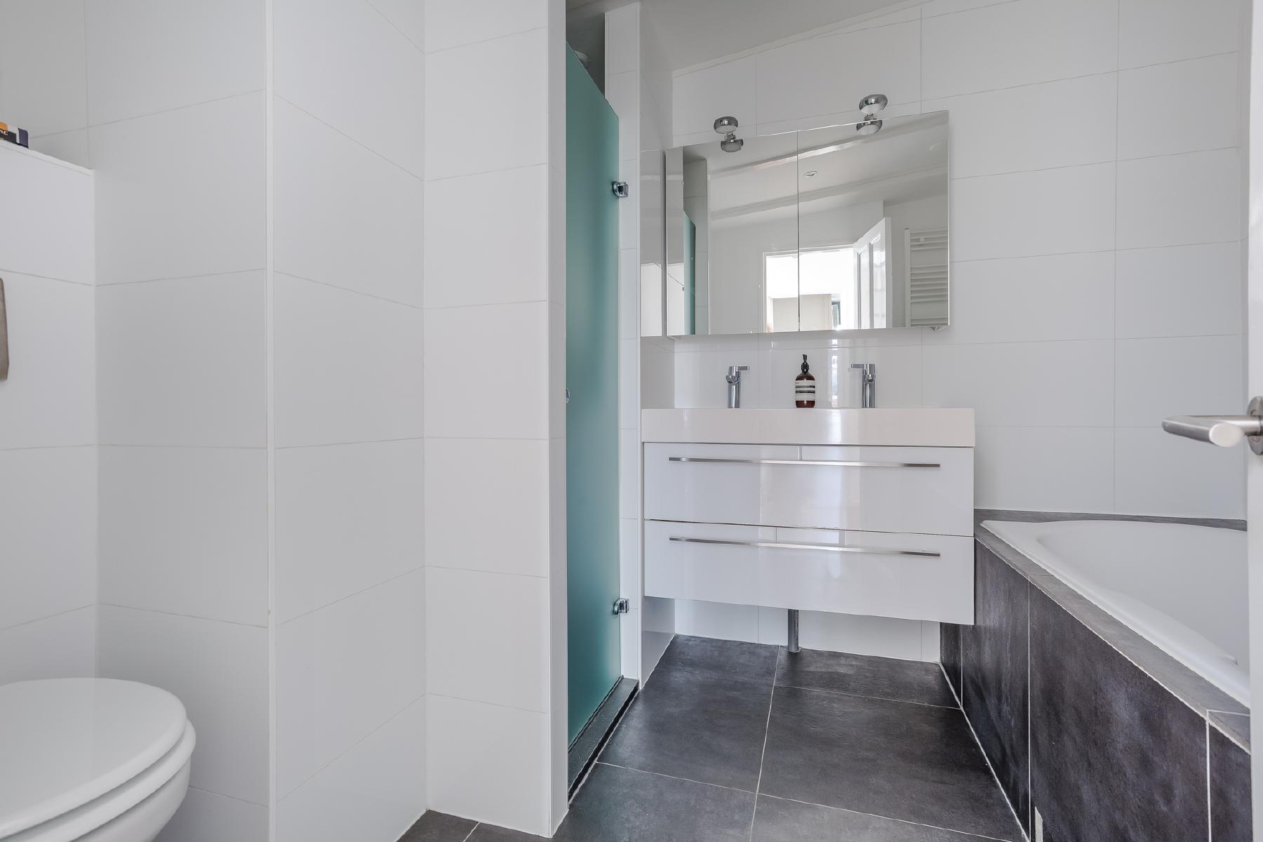AMSTERDAM Eerste Constantijn Huygensstraat 82-3image 19