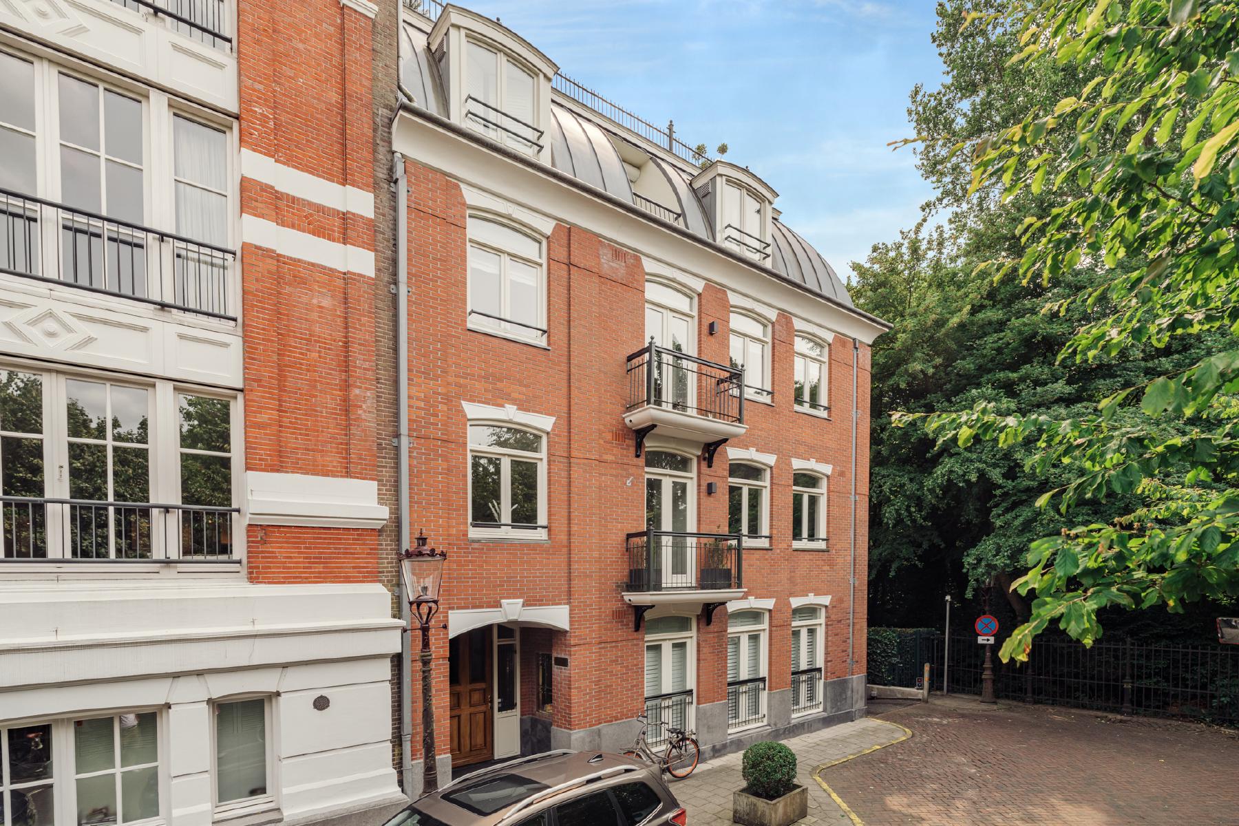 AMSTERDAM Vossiusstraat 76 image 33