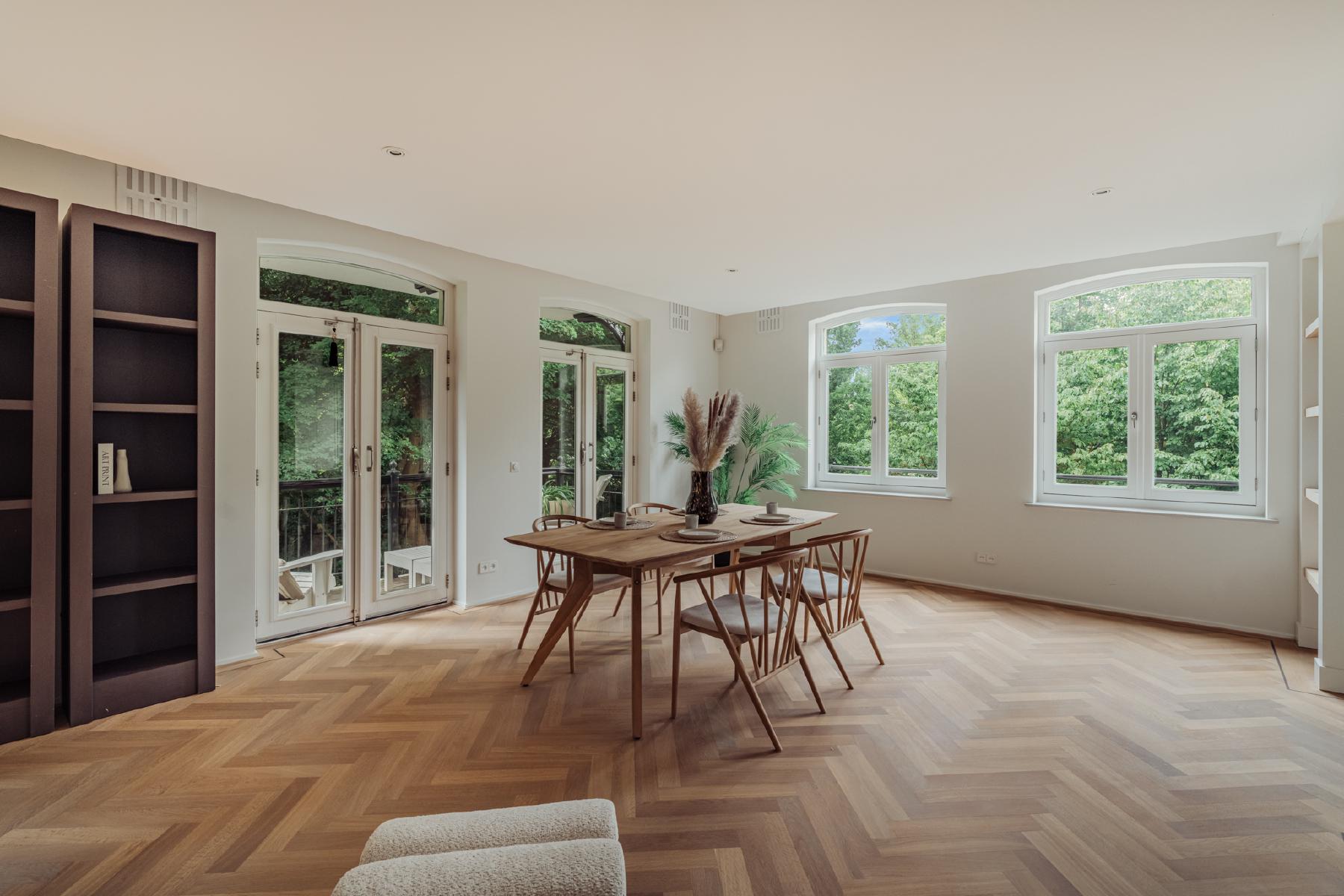 AMSTERDAM Vossiusstraat 76 image 10