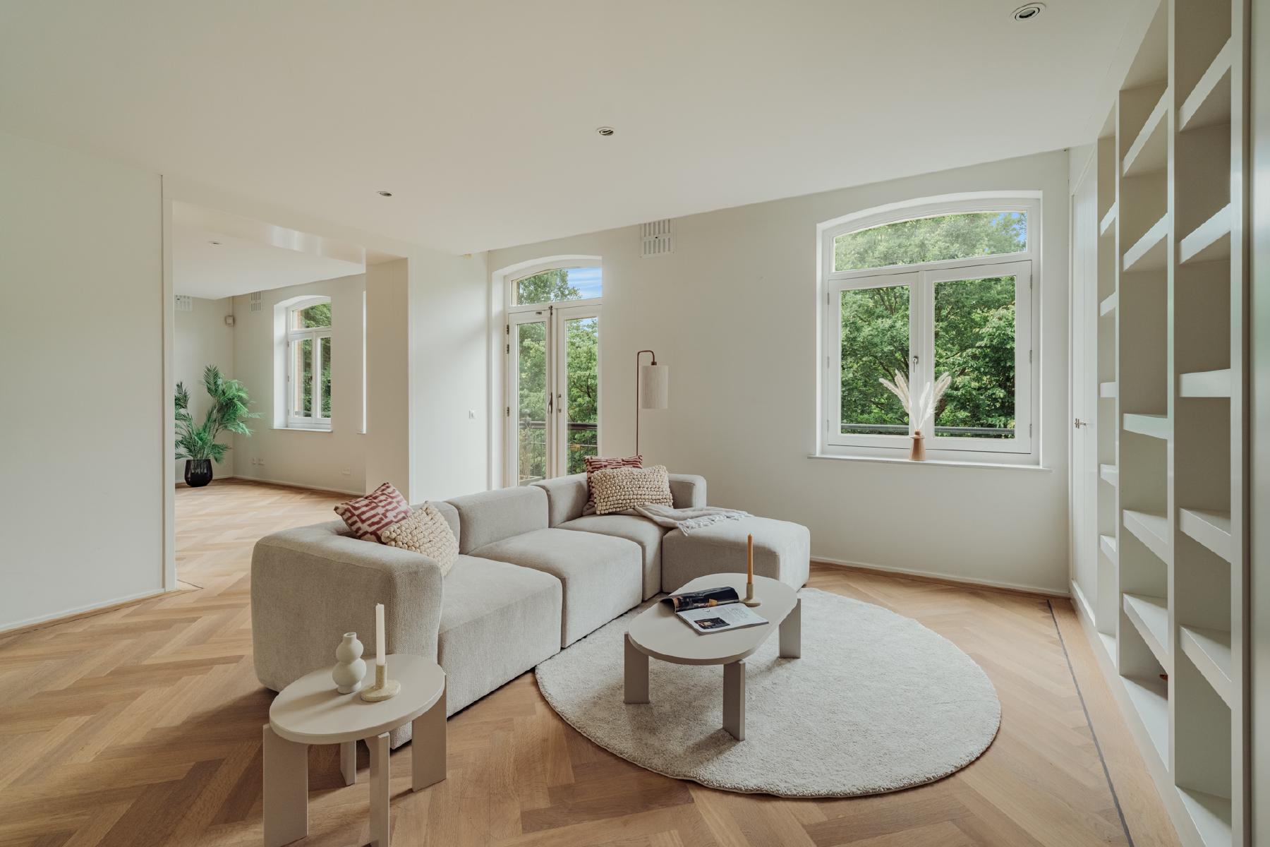 AMSTERDAM Vossiusstraat 76 image 3