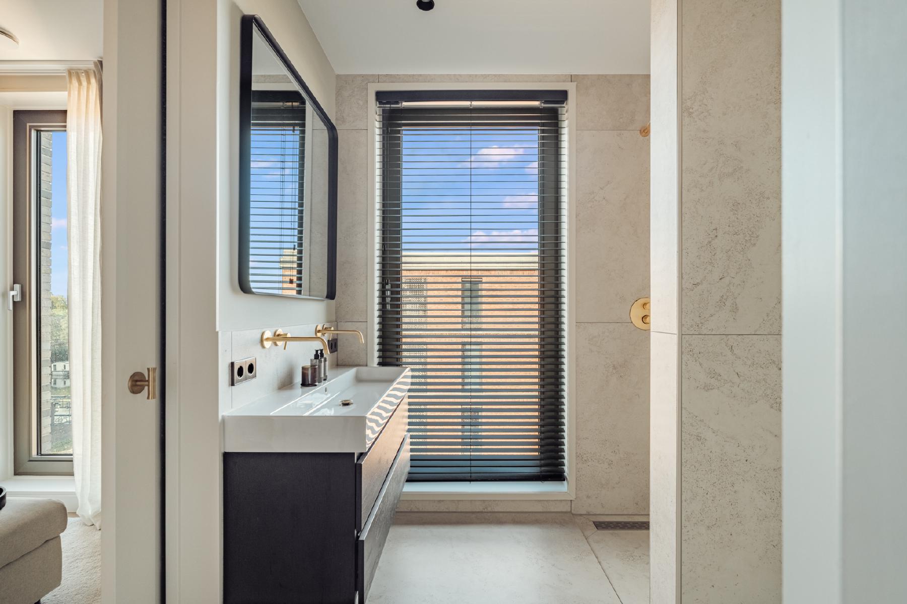 AMSTERDAM Nieuwevaartweg 61 image 30