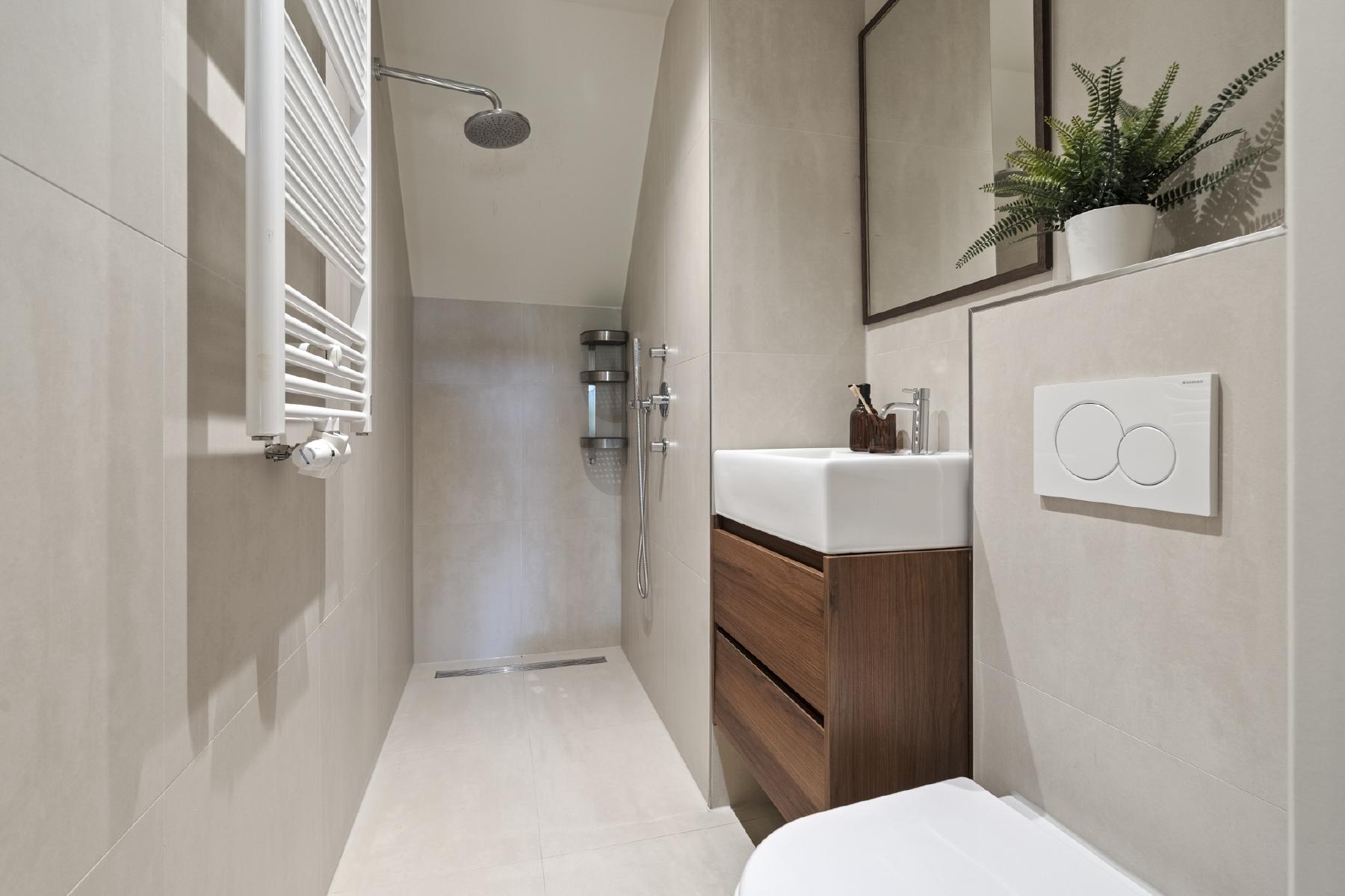 AMSTERDAM Utrechtsedwarsstraat 17 Aimage 14