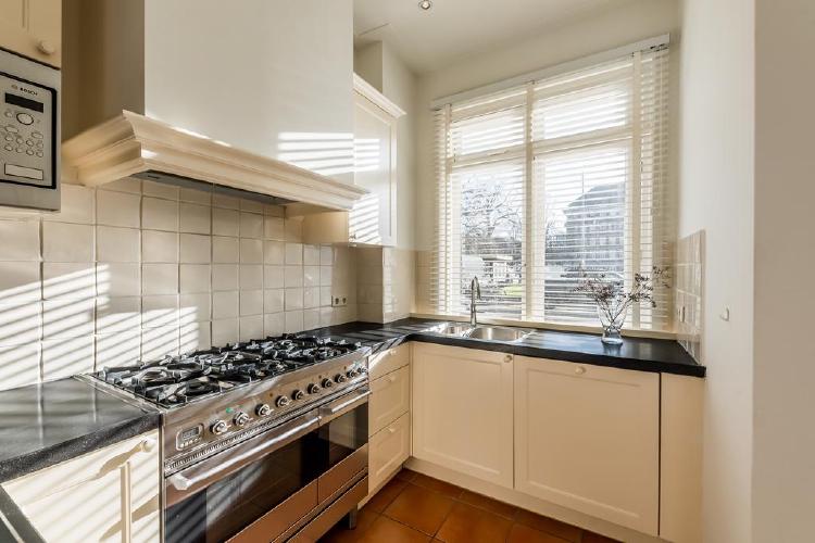 
    <nil><span>|</span>
image 28