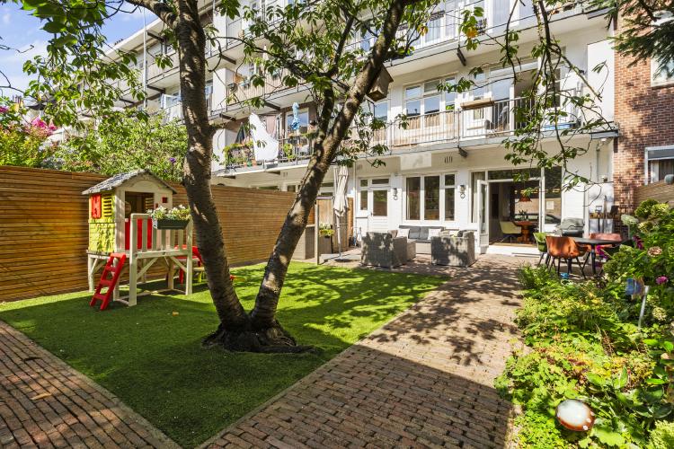 
    Admiraal De Ruijterweg 405 |Amsterdam
