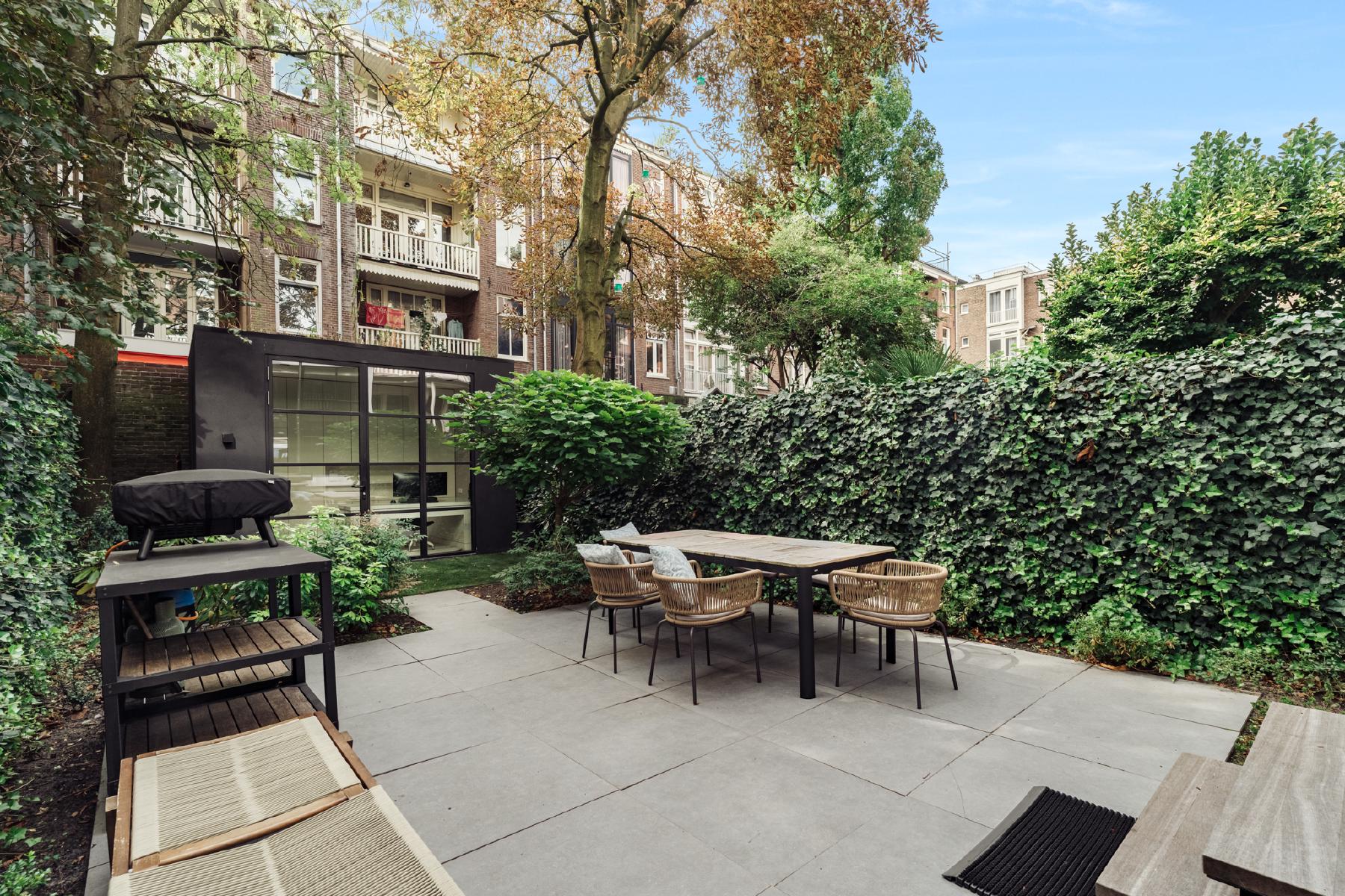 AMSTERDAM Van Breestraat 137 Himage 37