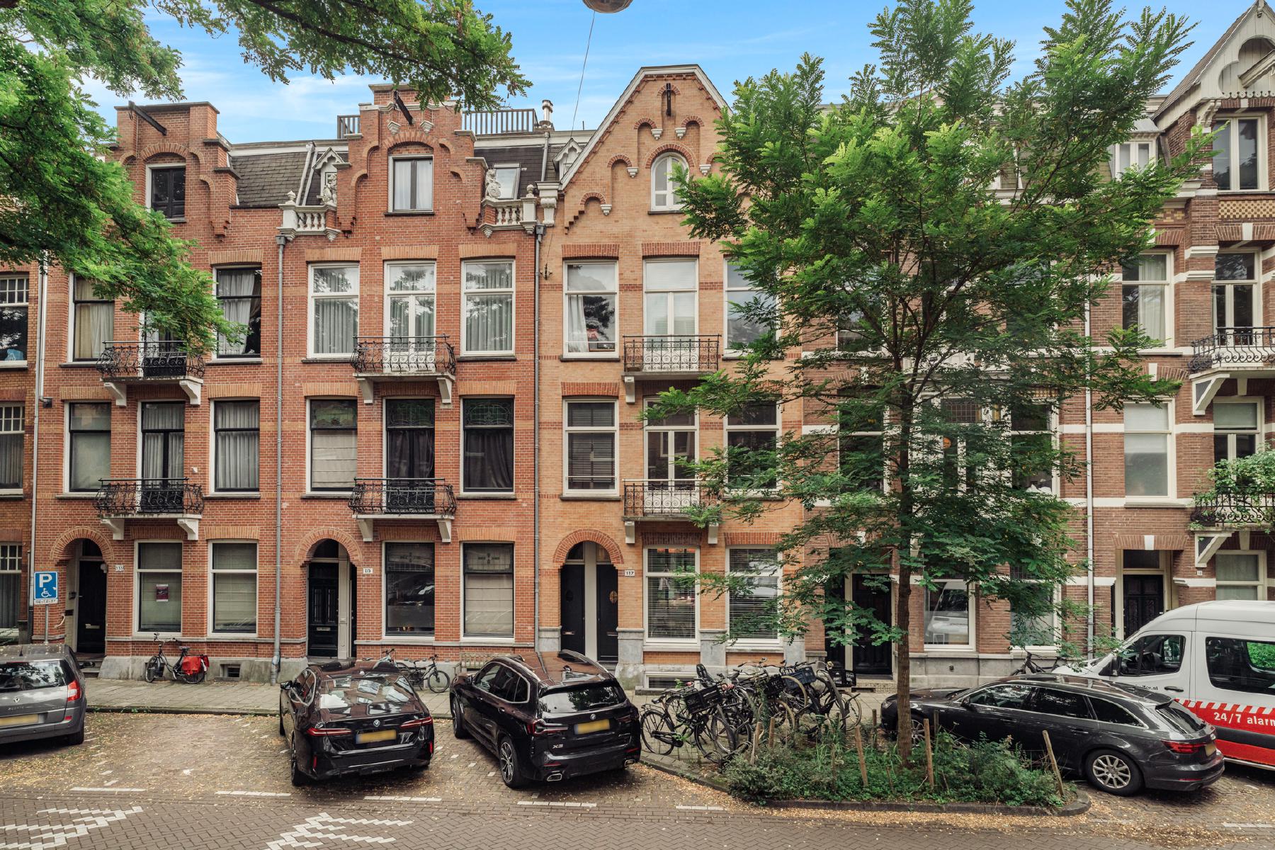 AMSTERDAM Van Breestraat 137 Himage 47