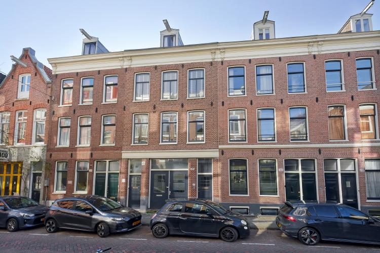 
    Govert Flinckstraat 396-1|Amsterdam
