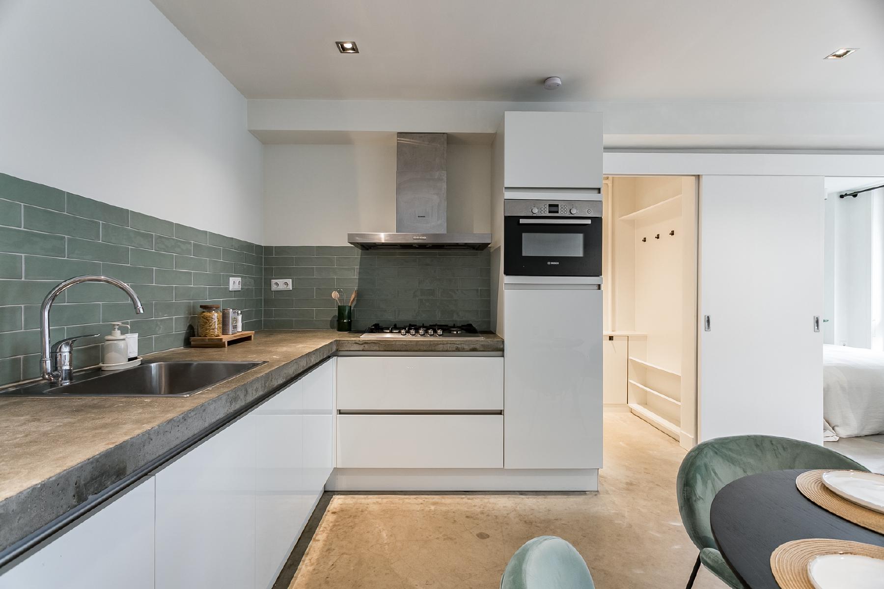AMSTERDAM Van Ostadestraat 13 1Aimage 12