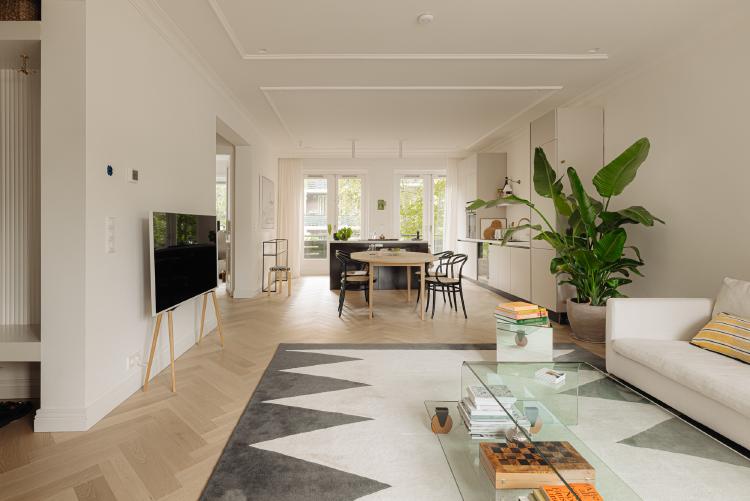 
    Tweede Van der Helststraat 101 H|Amsterdam
