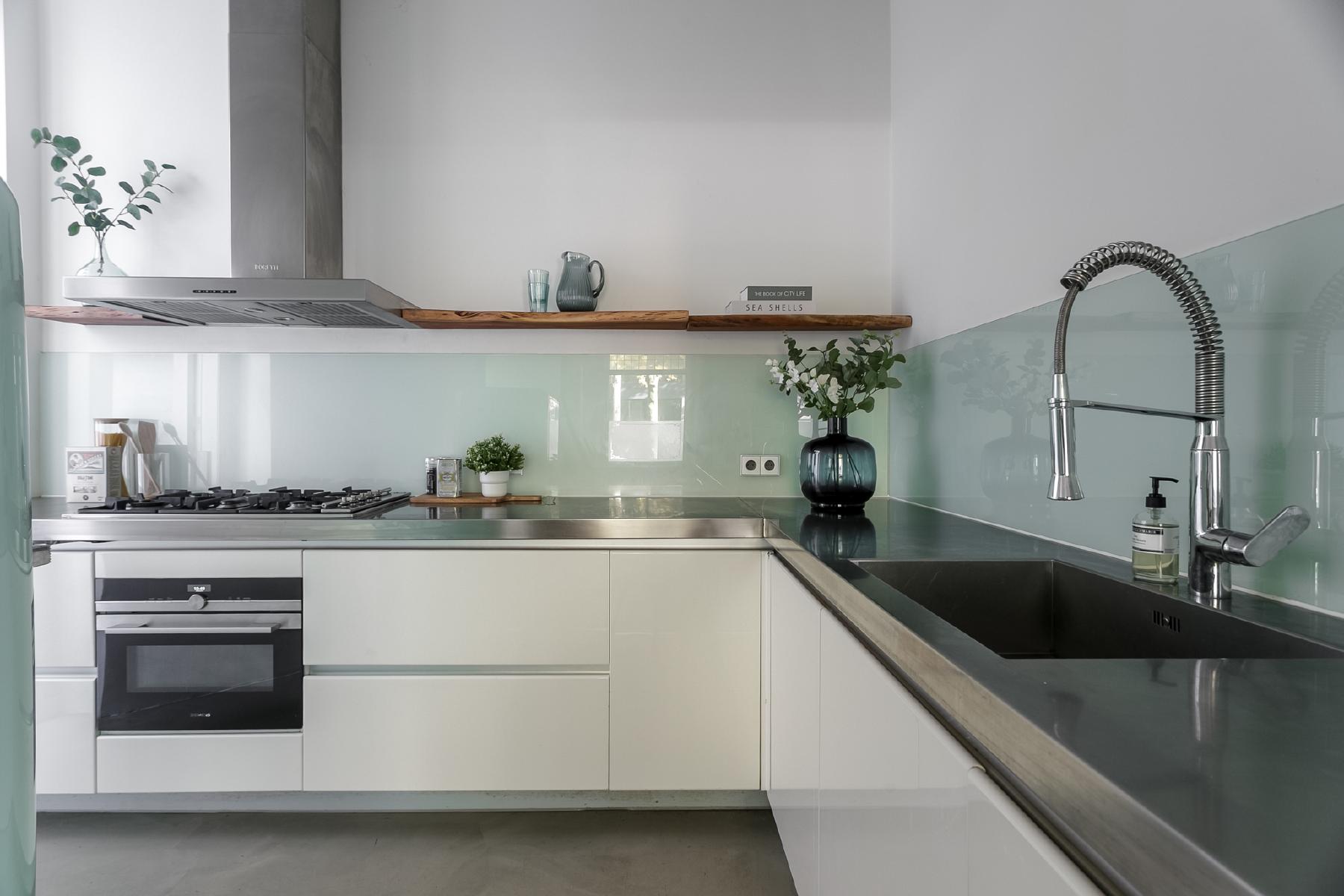 AMSTERDAM Johannes Verhulststraat 224 Himage 18