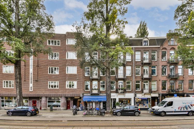 
    Roelof Hartstraat 38-3|Amsterdam
