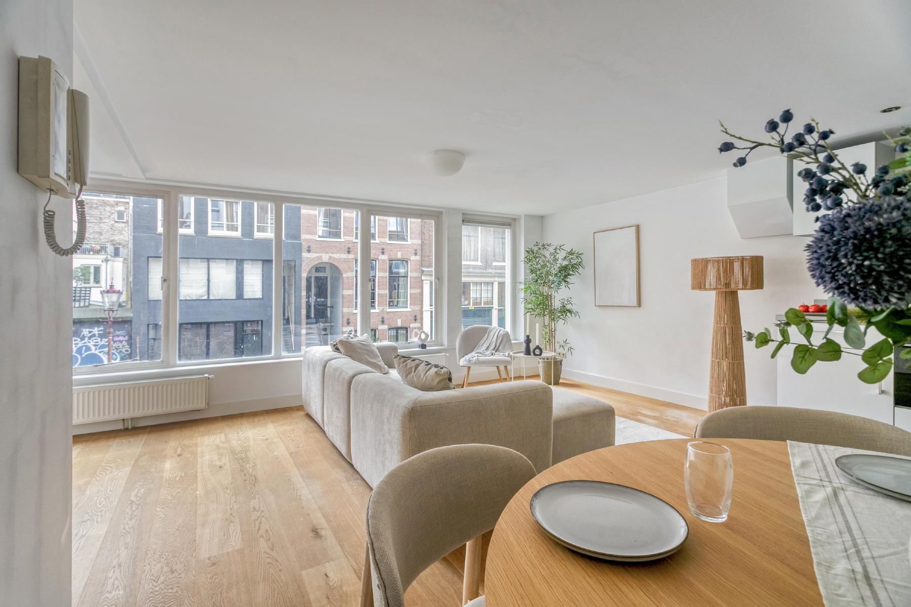 AMSTERDAM Jacob van Lennepstraat 10 image 12