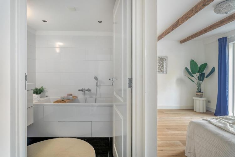 
    <nil><span>|</span>
image 28