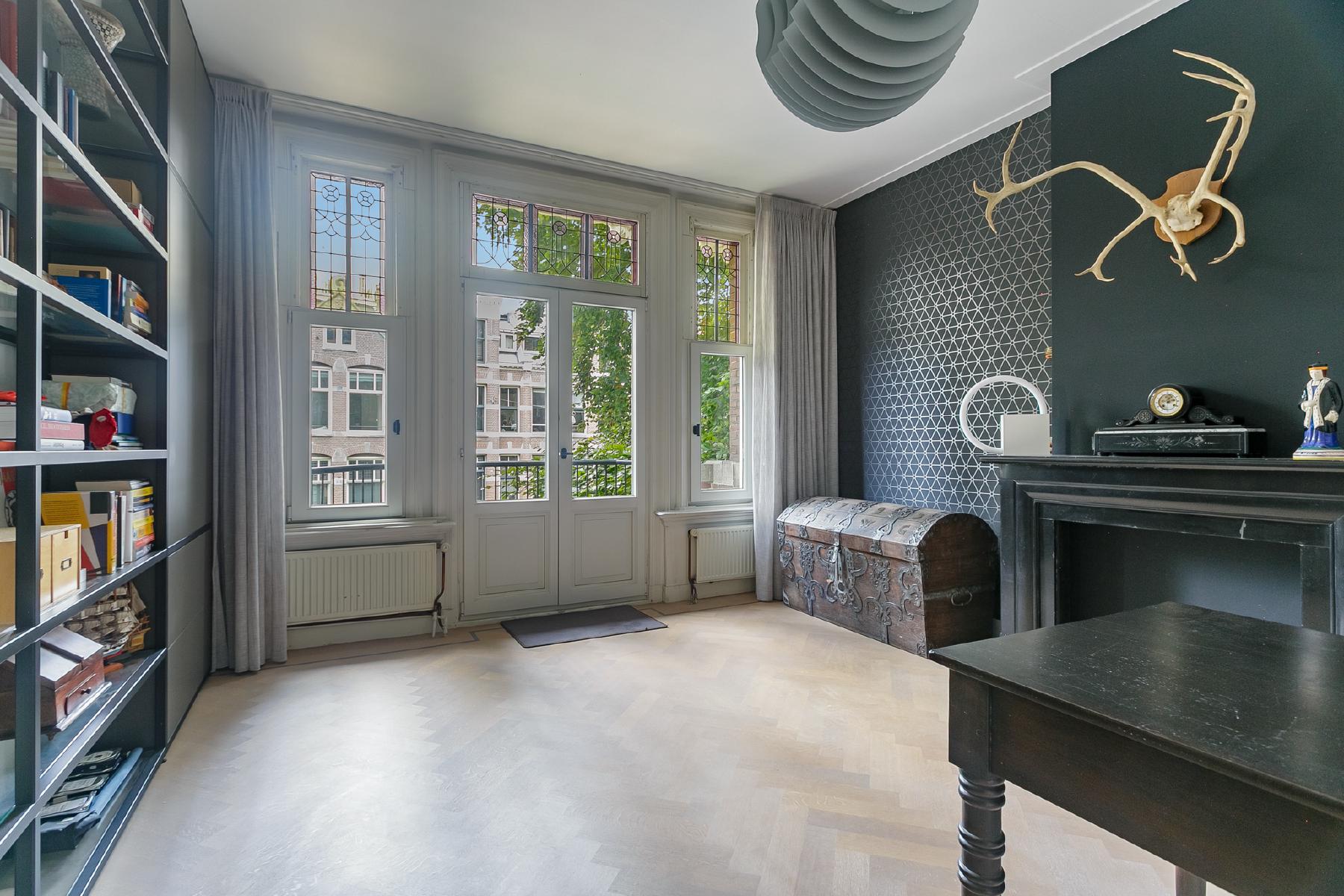 AMSTERDAM Koninginneweg 136 Himage 21