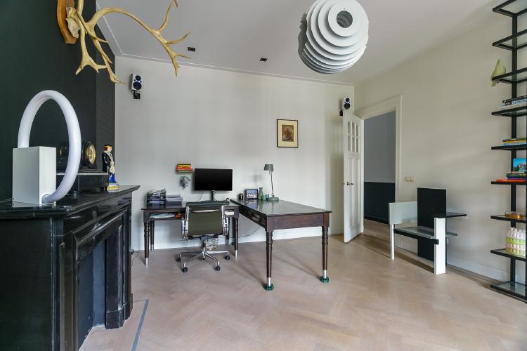 
    <nil><span>|</span>
image 24