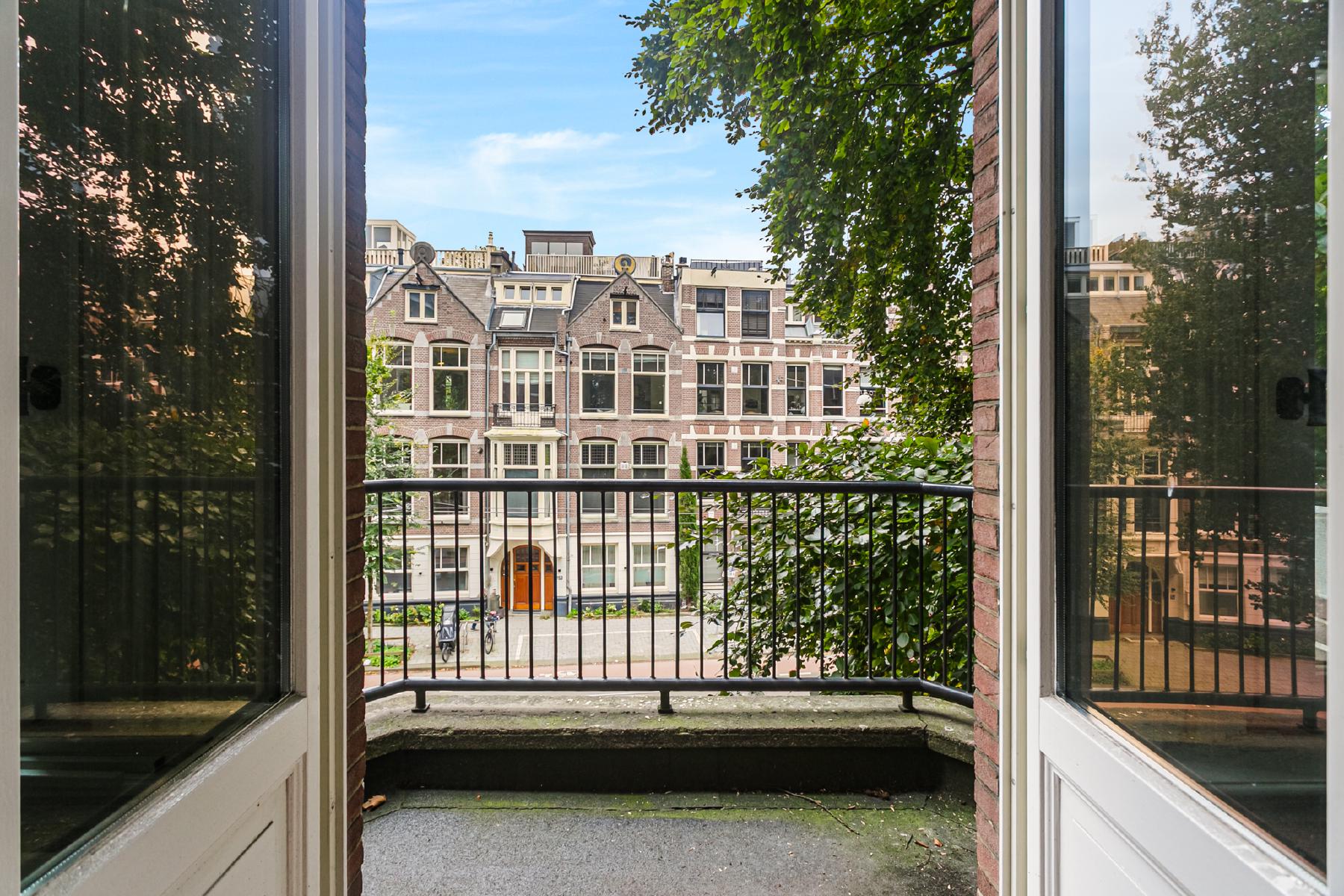 AMSTERDAM Koninginneweg 136 Himage 22